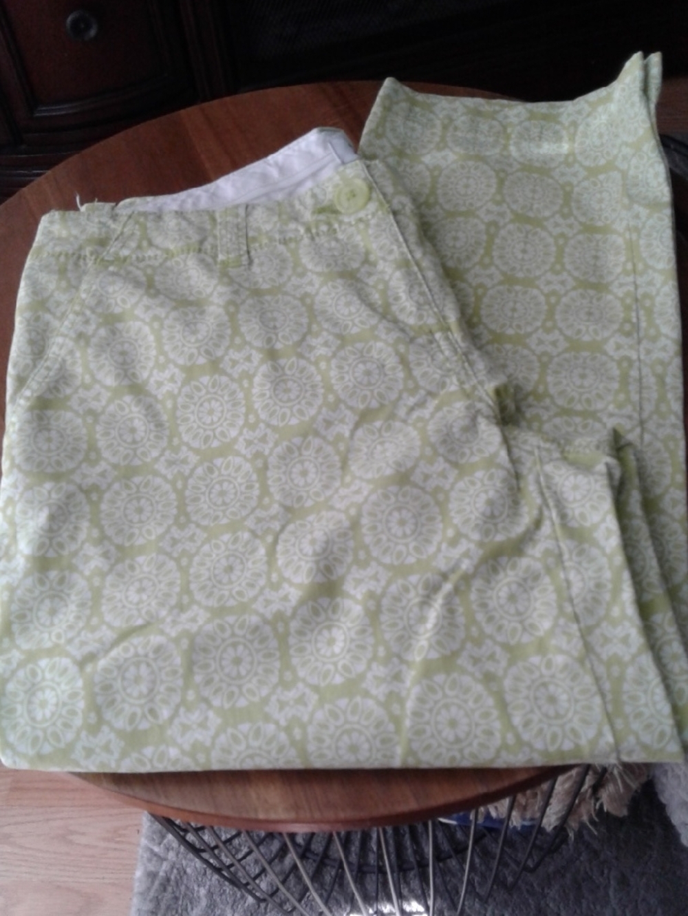 crown & ivy Light Green Patterned Chinos